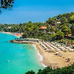 Poseidon Sea View *